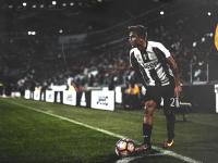 IM电竞博彩-冰与火之歌，新疆绝境冰封吉林，哈登率队续写传奇