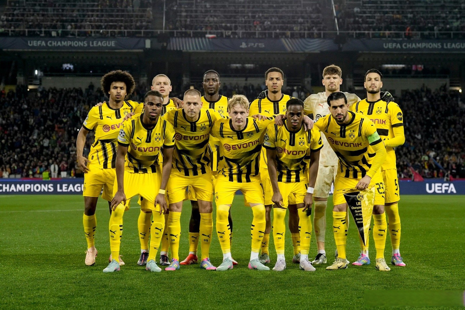 多特蒙德主场力克巴黎,成功击败对手! 多特蒙德主场力克巴黎,成功击败对手!