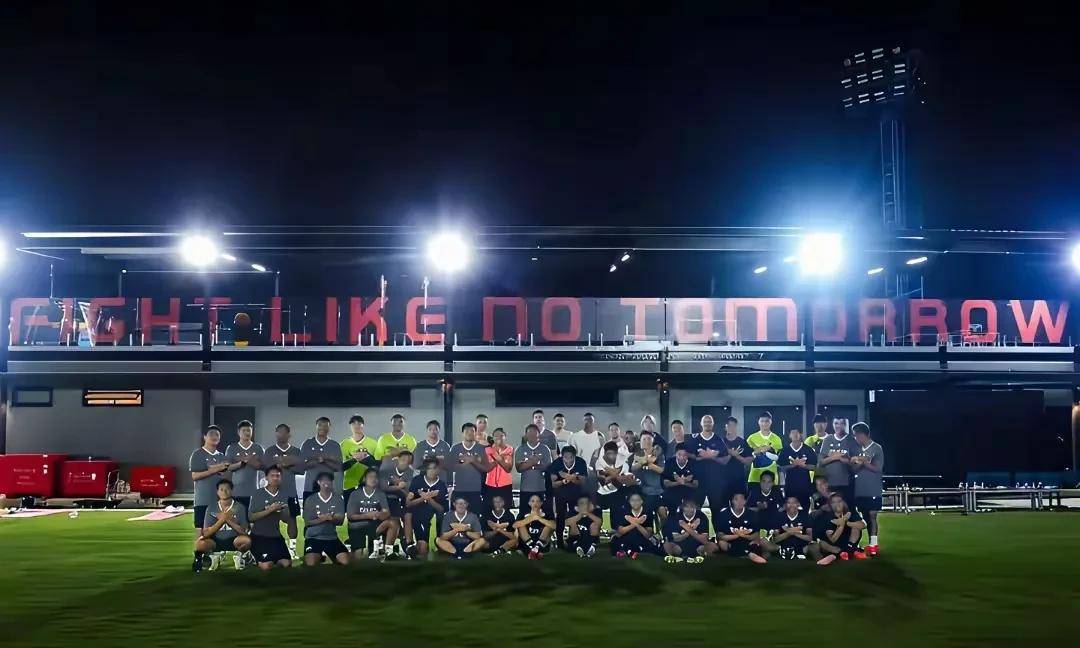 包含亚冠比赛即将开启,球迷热情等待的词条 包含亚冠比赛即将开启,球迷热情等待的词条