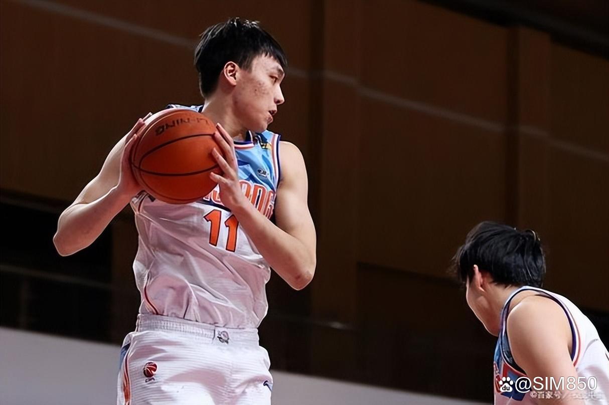 包含新疆队客场挑战山西,队内年轻球员崭露头角的词条 包含新疆队客场挑战山西,队内年轻球员崭露头角的词条