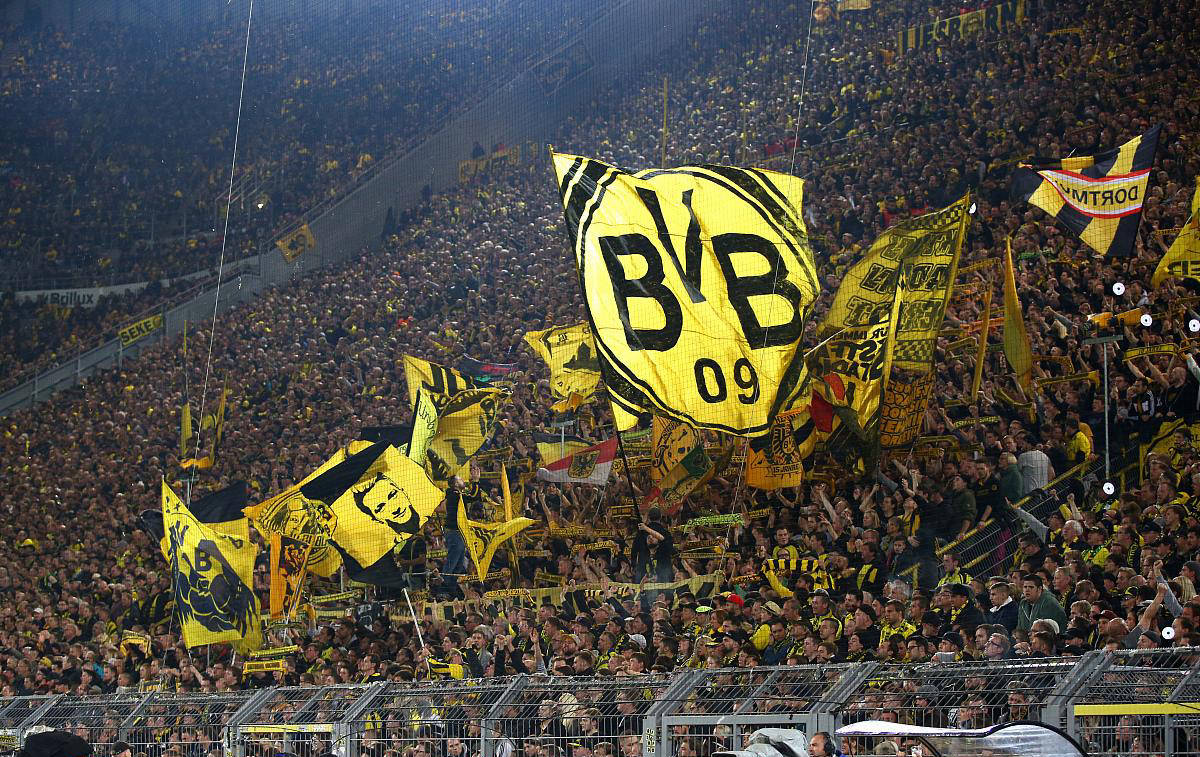 弗赖堡队主场不敌多特蒙德,遭遇连败 弗赖堡队主场不敌多特蒙德,遭遇连败