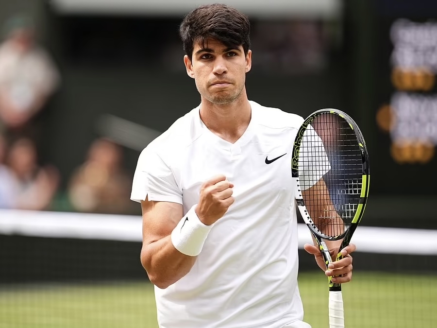 法网鏖战温网，阿尔卡拉斯扛起全队的简单介绍