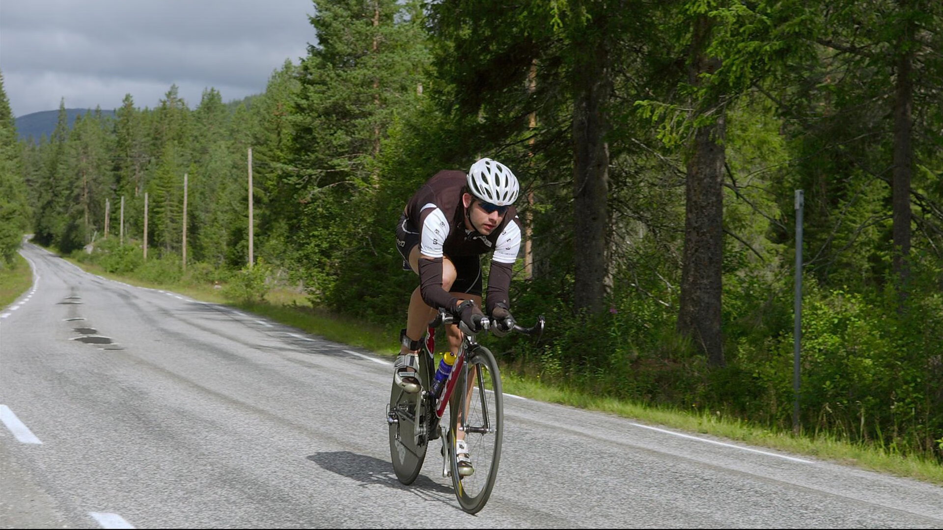 当丹麦收割尼斯，巴尔韦德如何用维京战术在英超争冠中接管比赛